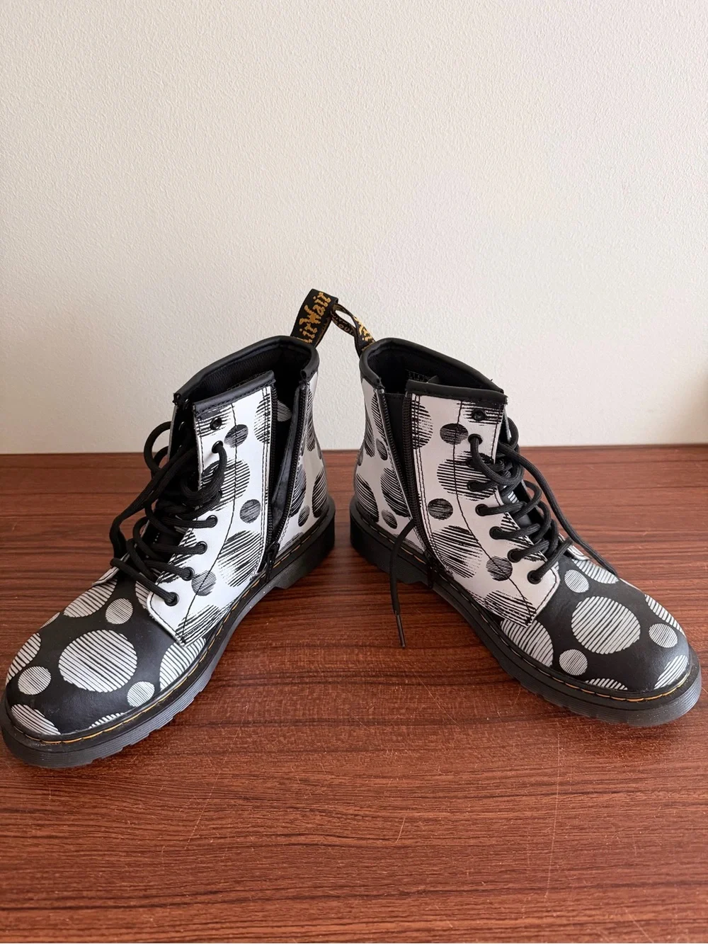 Kids boots